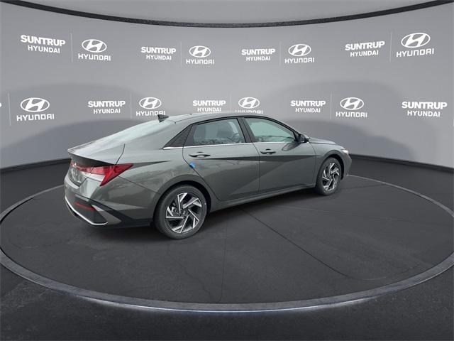 new 2025 Hyundai Elantra car, priced at $27,661