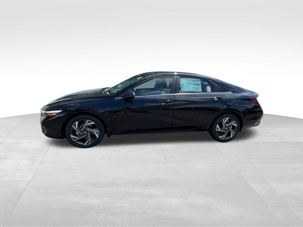 new 2025 Hyundai ELANTRA HEV car, priced at $27,889