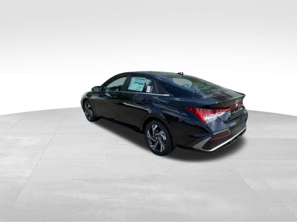 new 2025 Hyundai ELANTRA HEV car, priced at $27,889