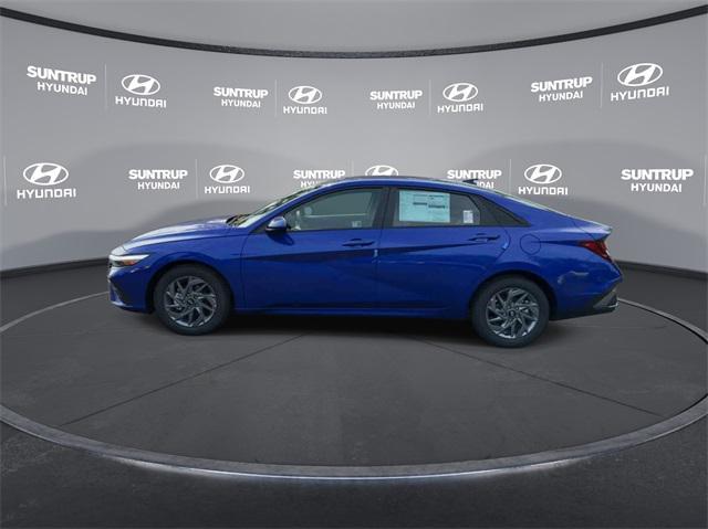 new 2024 Hyundai Elantra car, priced at $23,776