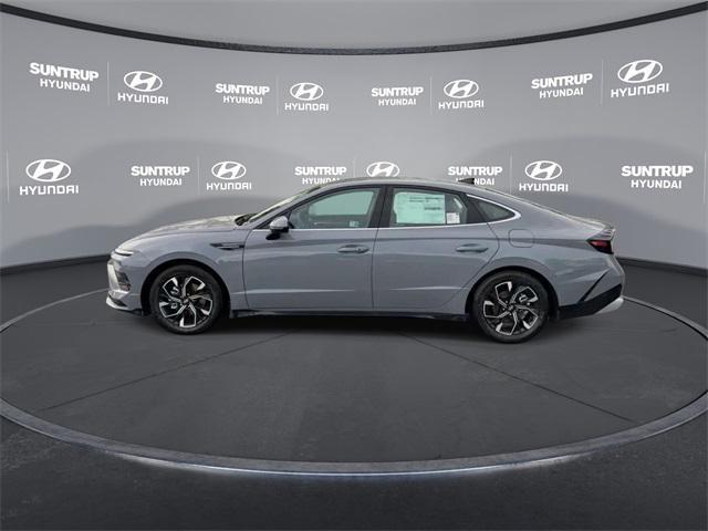 new 2024 Hyundai Sonata car, priced at $29,319