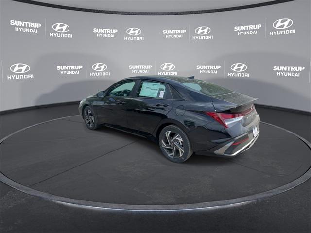 new 2025 Hyundai Elantra car, priced at $23,257