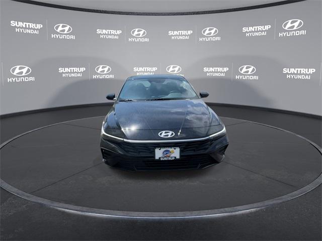 new 2025 Hyundai Elantra car, priced at $23,257