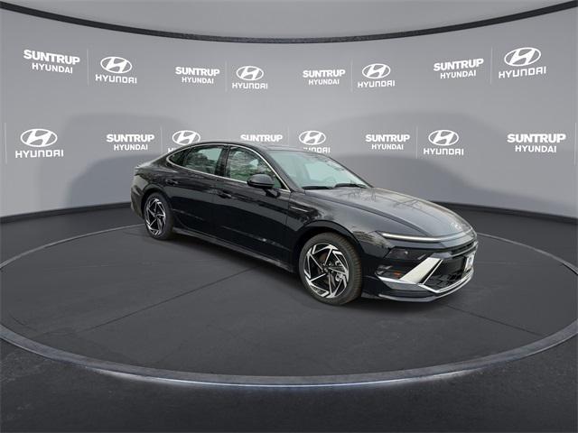 new 2024 Hyundai Sonata car, priced at $30,549