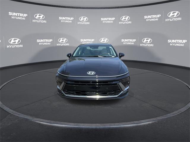 new 2025 Hyundai Sonata Hybrid car, priced at $37,422