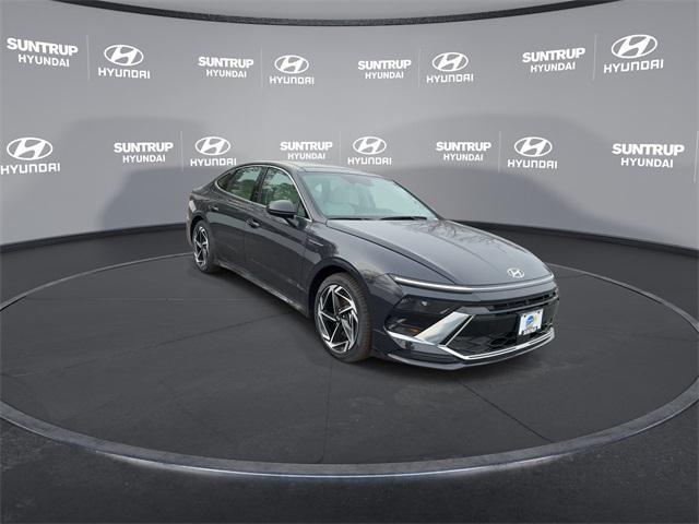 new 2024 Hyundai Sonata car, priced at $30,526