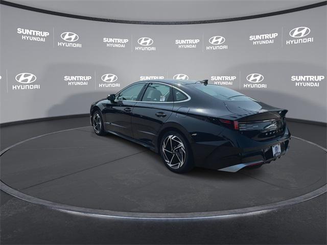 new 2024 Hyundai Sonata car, priced at $27,230