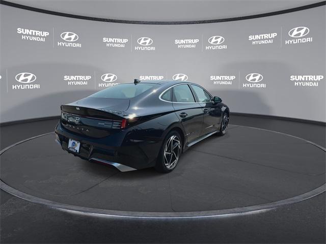 new 2024 Hyundai Sonata car, priced at $27,230