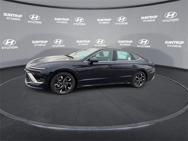 new 2025 Hyundai Sonata car, priced at $29,978