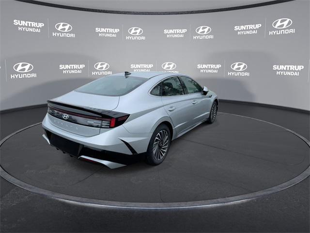 new 2025 Hyundai Sonata Hybrid car