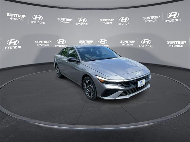 new 2025 Hyundai Elantra car, priced at $27,281