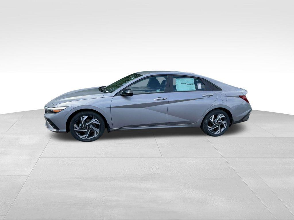 new 2025 Hyundai ELANTRA HEV car, priced at $25,481