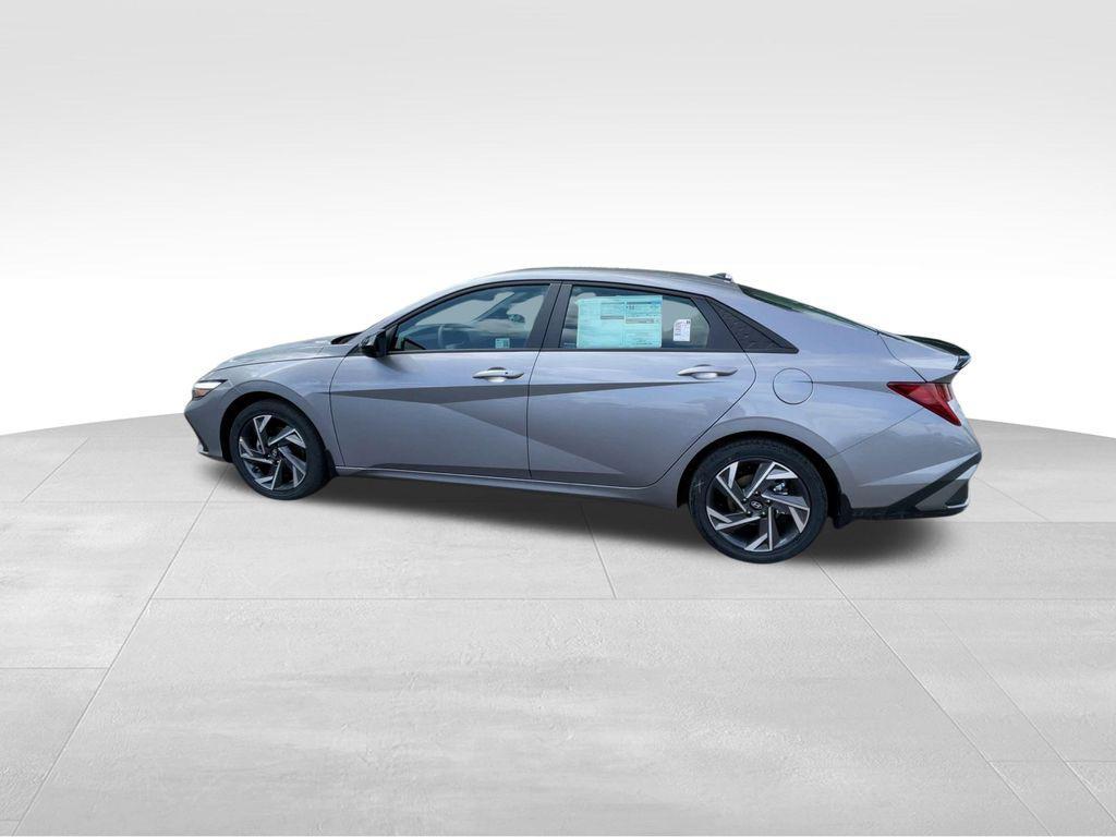 new 2025 Hyundai ELANTRA HEV car, priced at $25,481