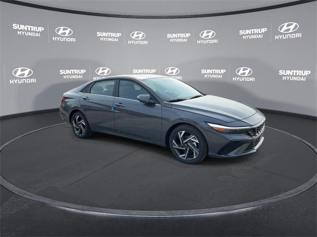 new 2024 Hyundai Elantra car, priced at $25,462