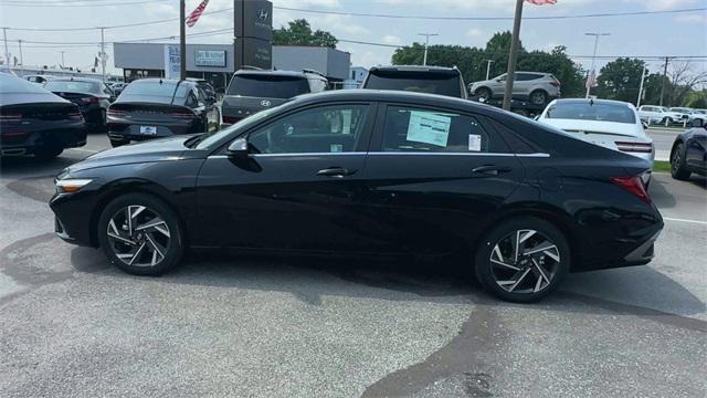 new 2025 Hyundai Elantra car, priced at $25,462