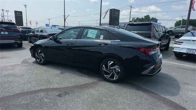 new 2025 Hyundai Elantra car, priced at $25,462