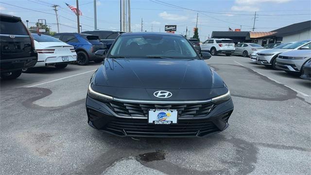new 2025 Hyundai Elantra car, priced at $25,462