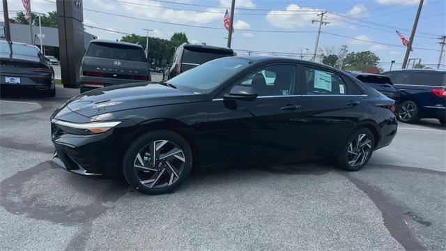 new 2025 Hyundai Elantra car, priced at $25,462