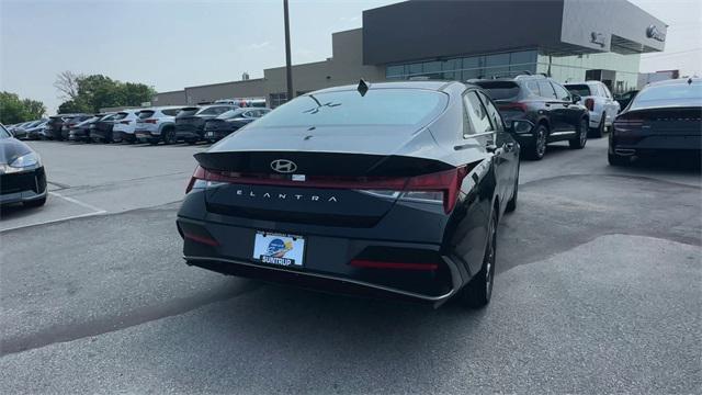 new 2025 Hyundai Elantra car, priced at $25,462