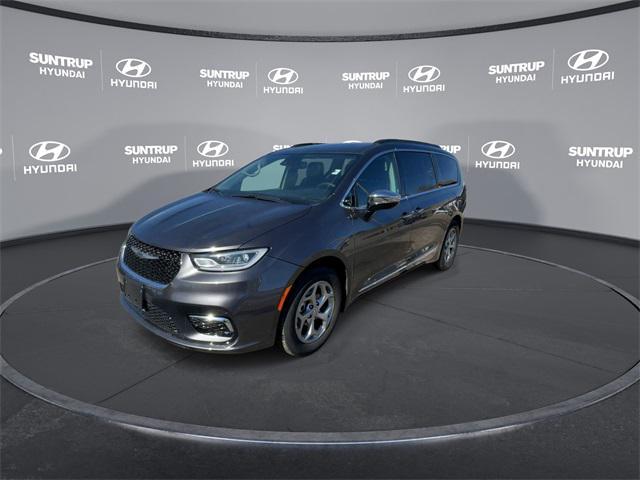 used 2023 Chrysler Pacifica car, priced at $30,655