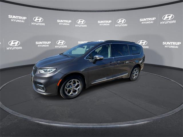 used 2023 Chrysler Pacifica car, priced at $30,655