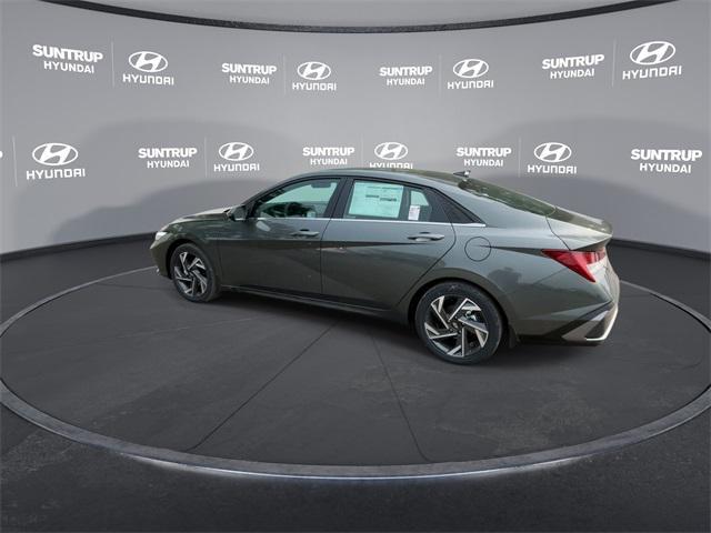 new 2025 Hyundai Elantra car, priced at $26,710