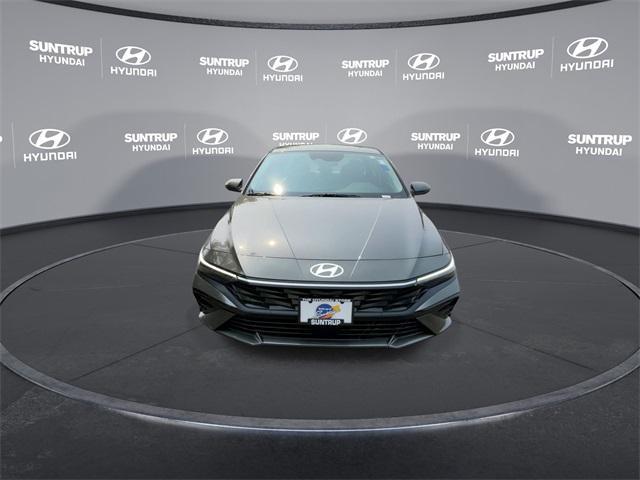 new 2025 Hyundai Elantra car, priced at $26,710