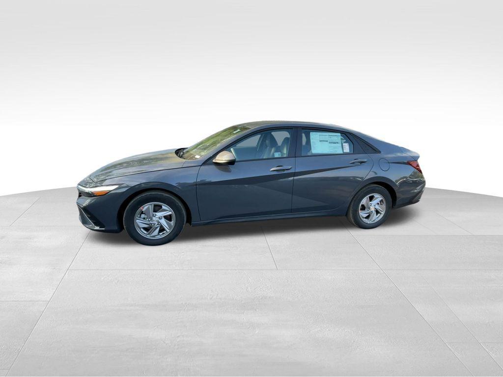new 2025 Hyundai Elantra car, priced at $22,523
