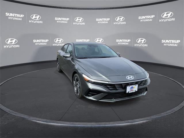 new 2025 Hyundai Elantra car, priced at $30,006
