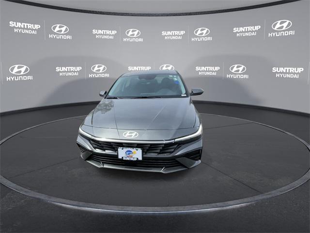 new 2025 Hyundai Elantra car, priced at $30,006
