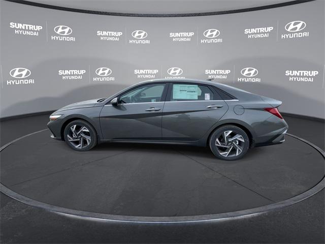 new 2025 Hyundai Elantra car, priced at $30,006