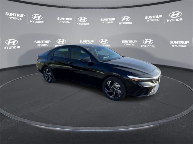 new 2025 Hyundai Elantra car, priced at $27,800