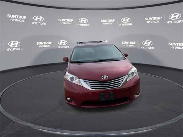 used 2017 Toyota Sienna car, priced at $22,705