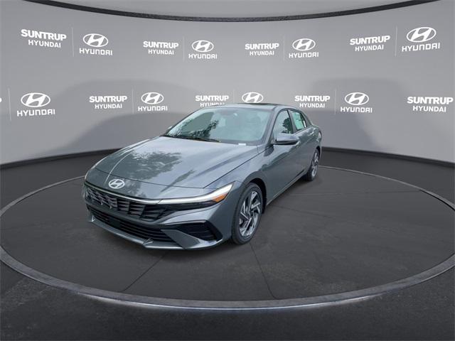 new 2025 Hyundai Elantra car, priced at $27,301