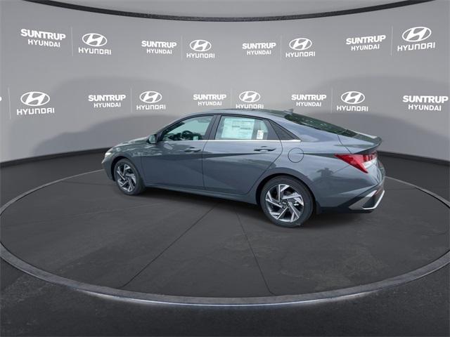 new 2025 Hyundai Elantra car, priced at $27,301
