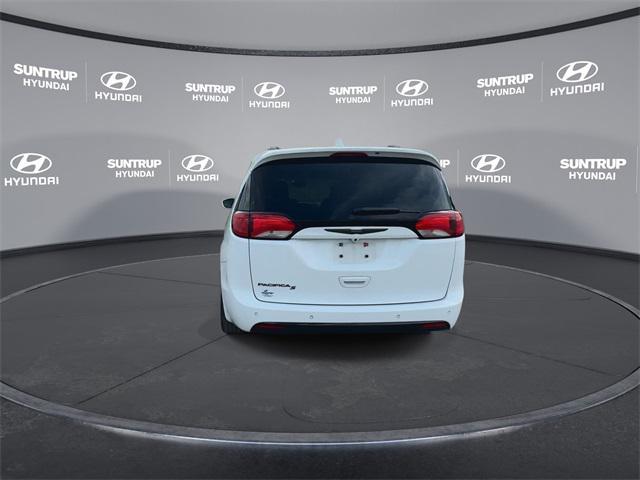 used 2020 Chrysler Pacifica car, priced at $16,993