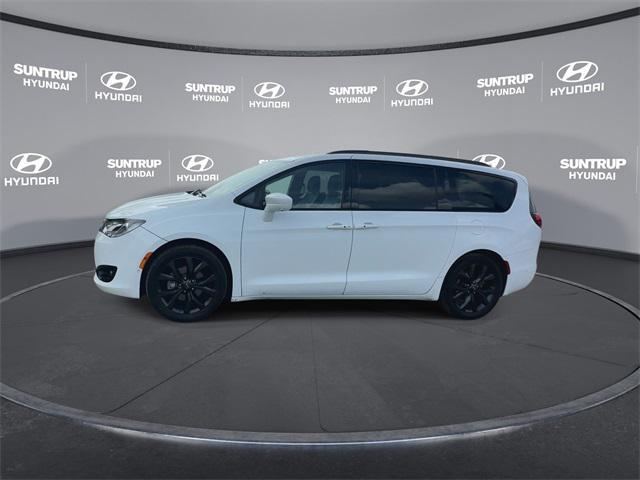 used 2020 Chrysler Pacifica car, priced at $16,993