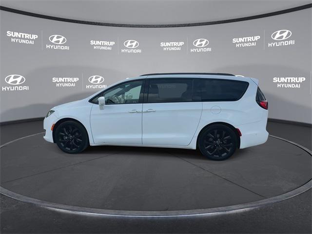 used 2020 Chrysler Pacifica car, priced at $16,993
