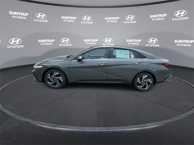 new 2025 Hyundai Elantra car, priced at $27,270