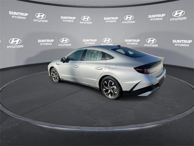 new 2024 Hyundai Sonata car, priced at $27,199