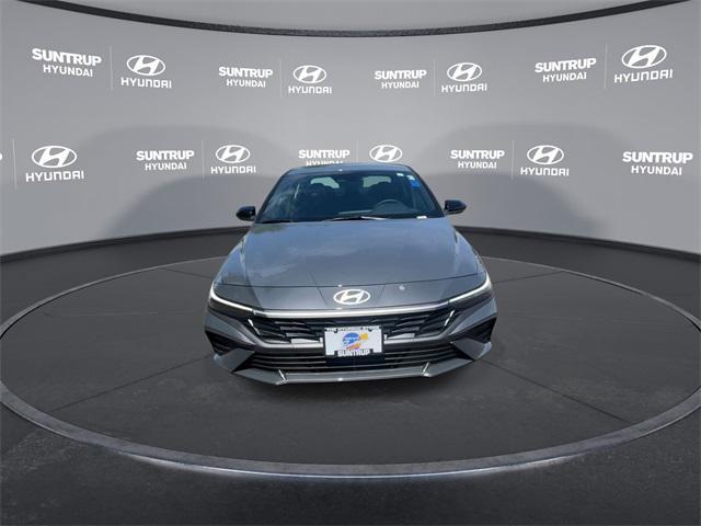 new 2025 Hyundai Elantra car, priced at $23,257