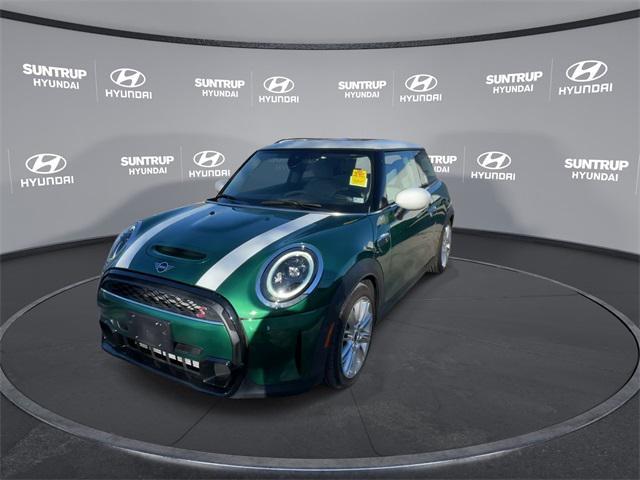 used 2022 MINI Hardtop car, priced at $25,761