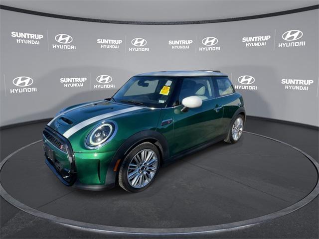 used 2022 MINI Hardtop car, priced at $25,761