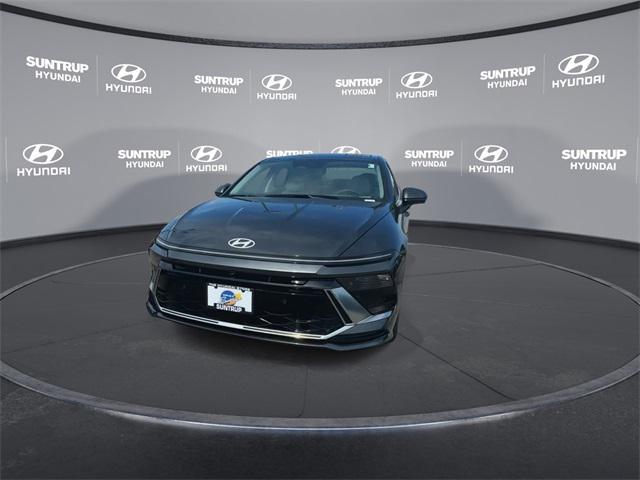 new 2025 Hyundai Sonata Hybrid car, priced at $37,419