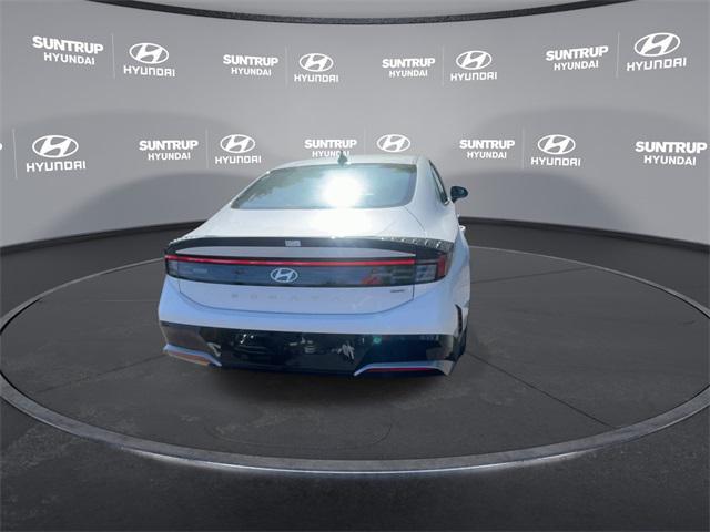new 2025 Hyundai Sonata Hybrid car, priced at $31,759