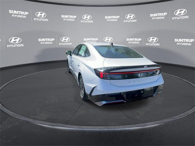 new 2025 Hyundai Sonata Hybrid car, priced at $31,759
