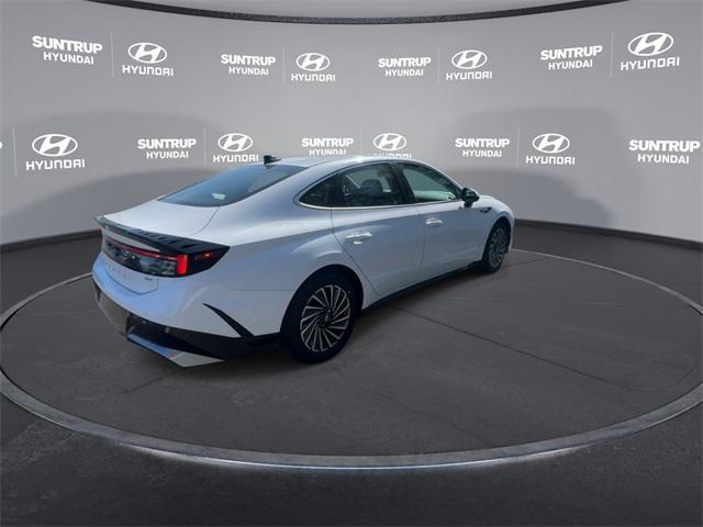 new 2025 Hyundai Sonata Hybrid car, priced at $31,759