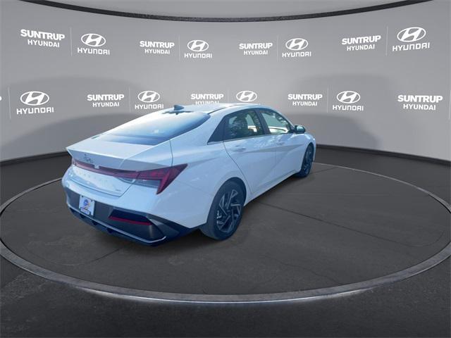 new 2025 Hyundai Elantra car, priced at $31,625