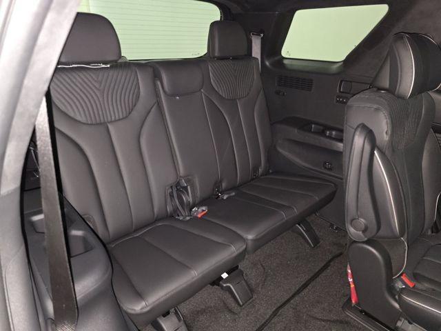 used 2025 Hyundai Palisade car, priced at $47,885