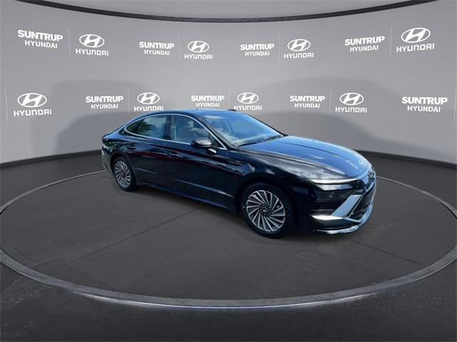 new 2025 Hyundai Sonata Hybrid car, priced at $37,441